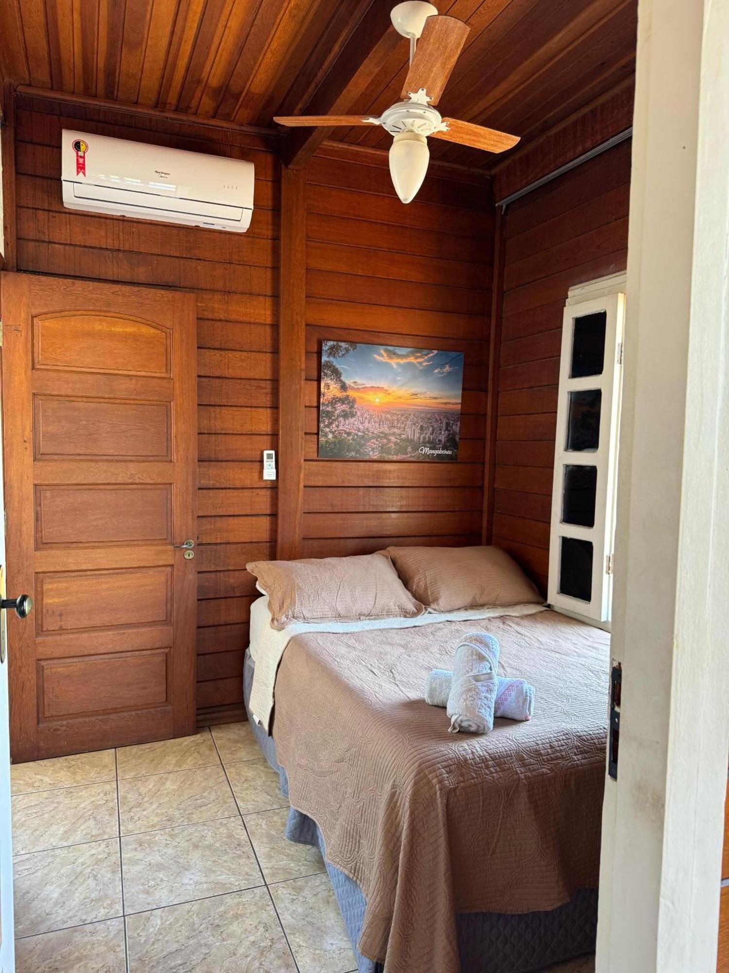Woods Hostel 贝洛哈里桑塔 外观 照片